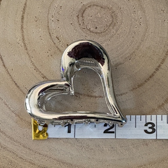 8 Other Reasons Silver Hair Clips Set of 3. - Picture 4 of 4